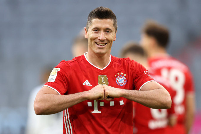 ROBERT LEWANDOWSKI