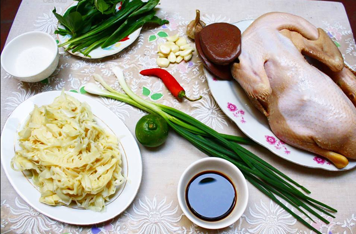 nguyên liệu mon vịt nấu măng tươi
