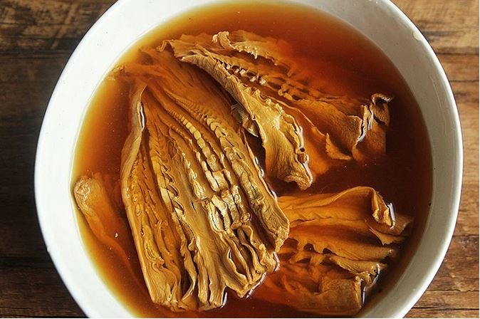 Sơ chế măng khô
