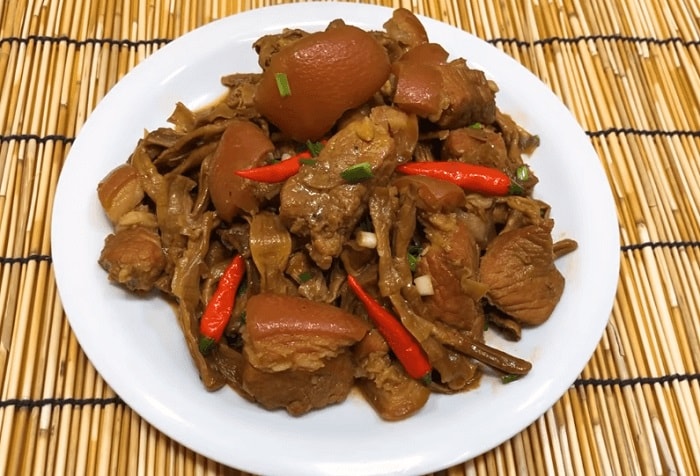 hoàn thiện thịt kho măng khô