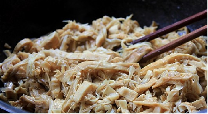 Xào măng 
