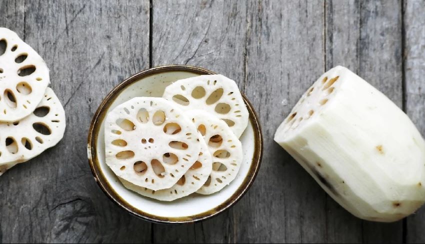 bài thuốc dân gian từ củ sen